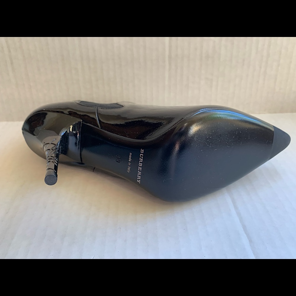 New Burberry Black Patent Leather Women size 39 US 8.5 - Picture 6 of 8